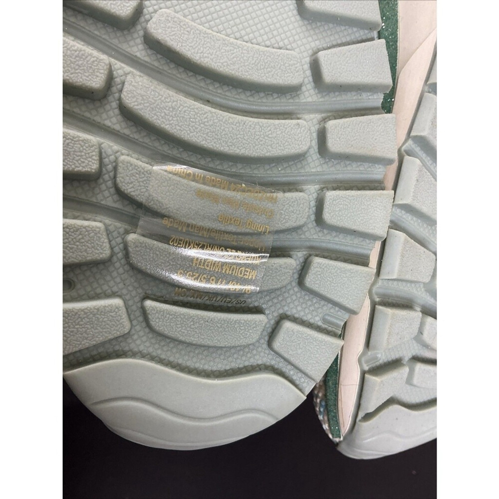 Reaction Kenneth Cole Easy On Shoes In New Condition Size 9 Women's - Picture 7 of 7